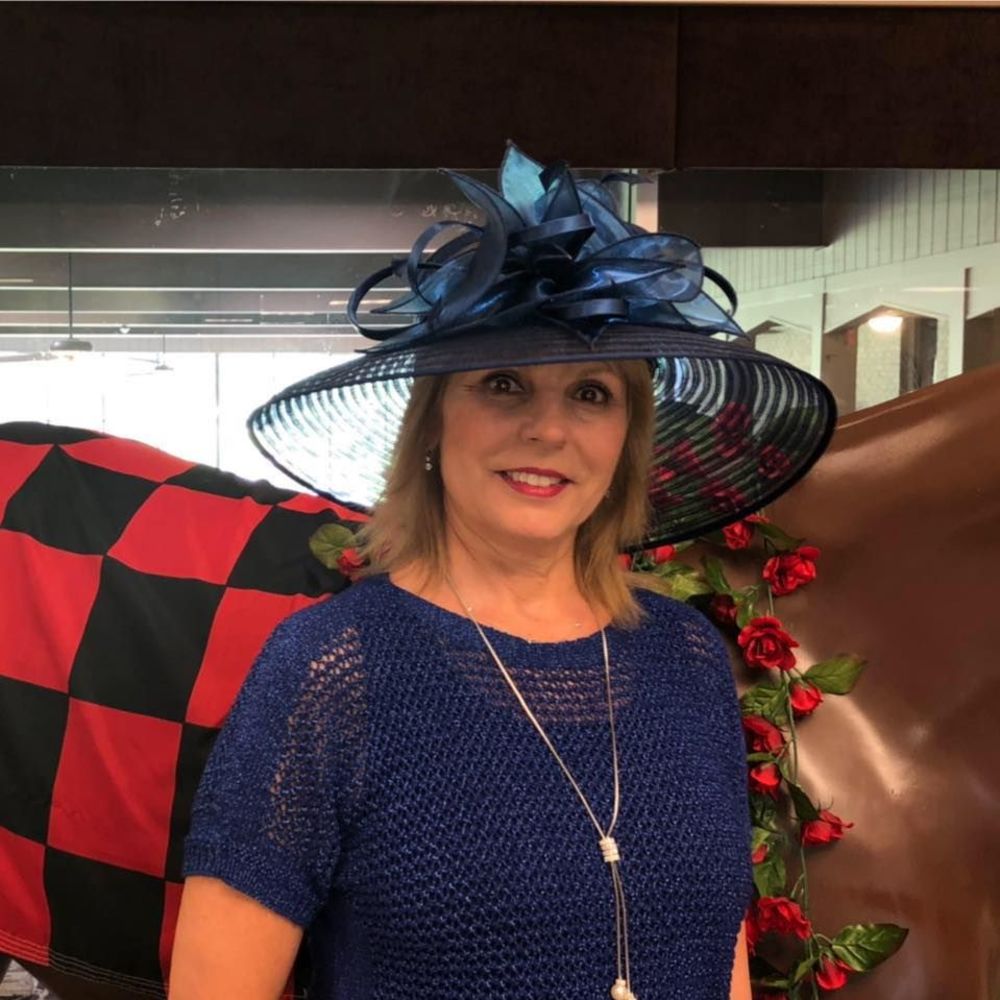 Meet your Posher, Lorrie